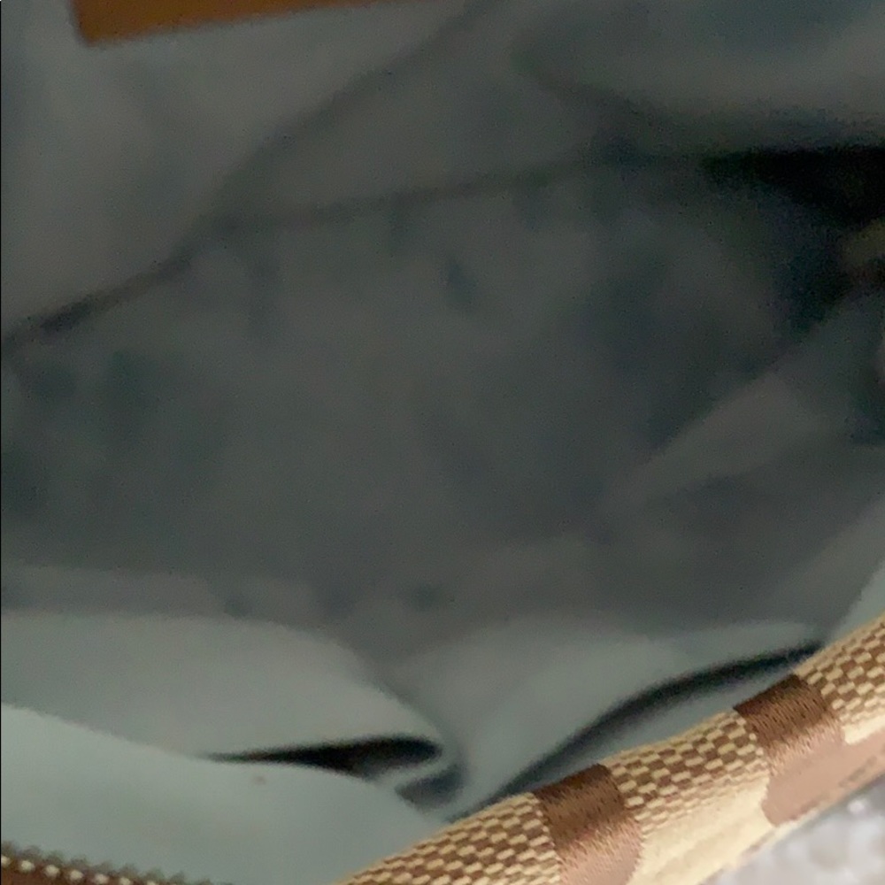 Handbag - Picture 4 of 5